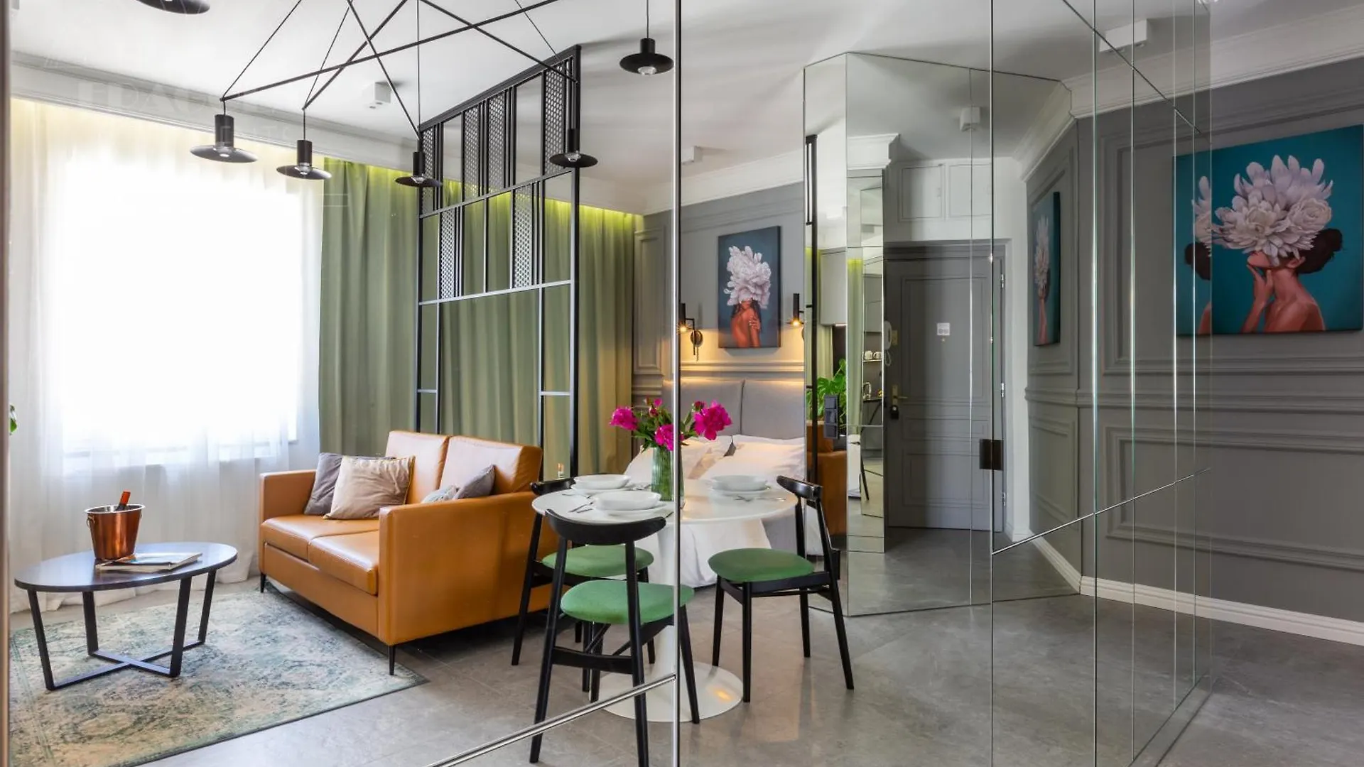 Feminine Studio Fragola Apartments Krakow Poland